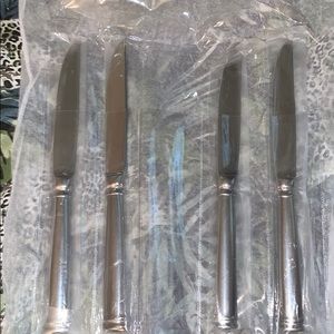 Steak knives